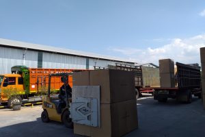 jasa pengeriman barang ekspedisi sewa truck antar pulau sumatera jawa bali dan kalimantan ntb