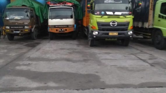 Melayani Penyewaan Trucking untuk Area Jawa Sumatera Kalimantan Ekspedisi Angkutan Barang Via Jalur Darat dan Laut