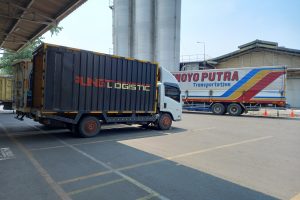 Jasa Pengiriman Barang Ekspedisi Trucking Lintas Kota Provinsi Sumatera Jawa Kalimantan dan Bali
