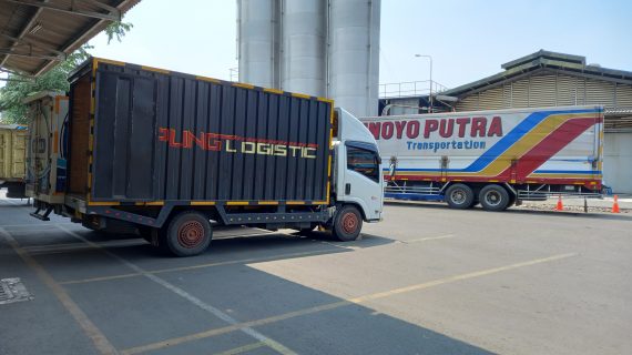 Jasa Pengiriman Barang Ekspedisi Trucking Lintas Kota Provinsi Sumatera Jawa Kalimantan dan Bali